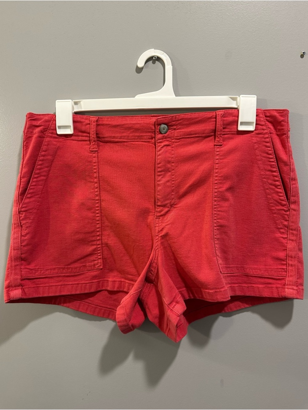Pistola Hibiscus Red High Waisted Utility Shorts  Size 33